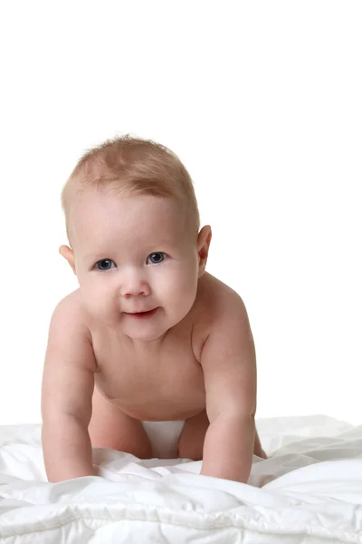 Pequeno bebê bonito isolado no branco — Fotografia de Stock
