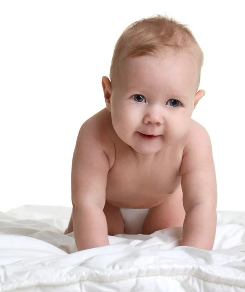 Pequeno bebê bonito isolado no branco — Fotografia de Stock