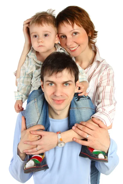 Χαμογελώντας οικογένεια - μητέρα, πατέρας και παιδί που απομονώνονται σε λευκό — Φωτογραφία Αρχείου