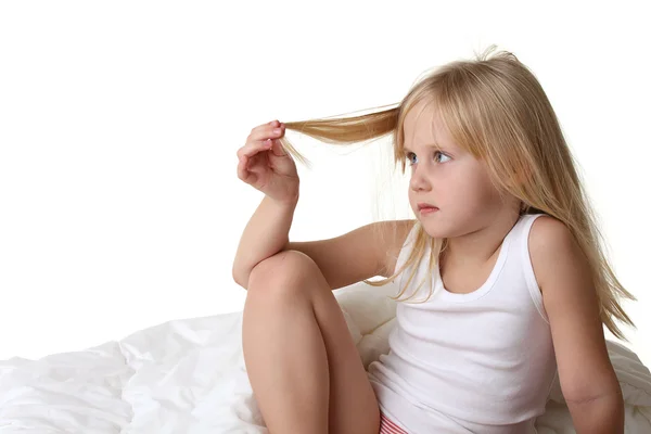 Little Girl Blong Hair Bed — Stock Photo, Image