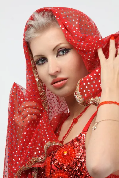 Женщина Усталым Взглядом Восточном Арабском Платье — стоковое фото