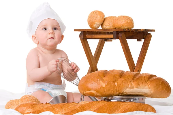 Kleine baby met brood geïsoleerd op witte achtergrond — Stockfoto