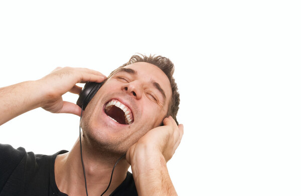 Hombre escuchando la música — Foto de Stock