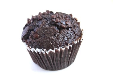 Çikolatalı muffin beyaz izole