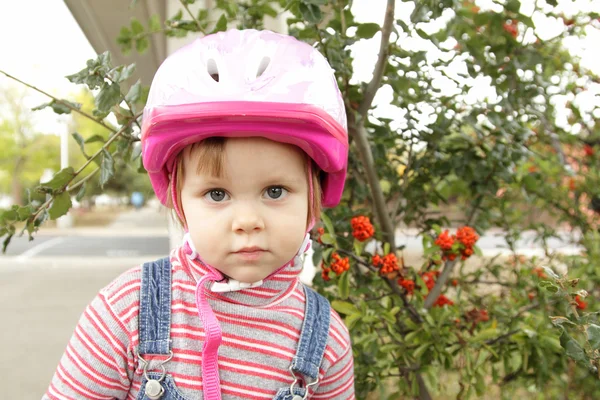 Little girl with helmet — Stock Photo, Image