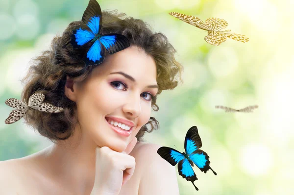 Schmetterlingsfrau — Stockfoto