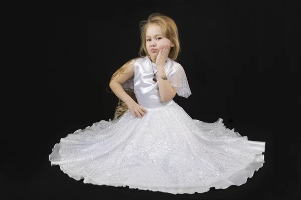 Белая девочка принцесса . — стоковое фото