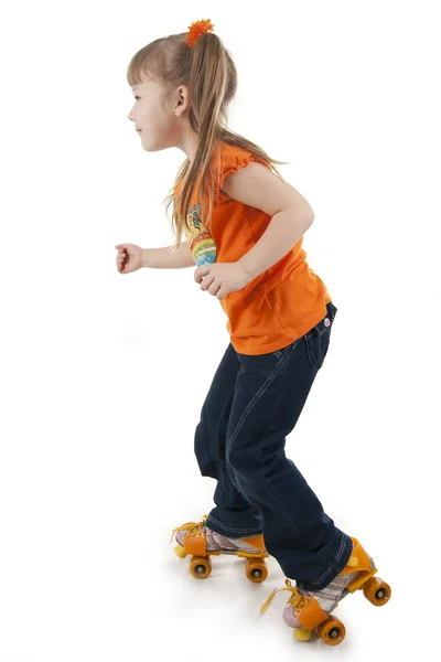 롤러 스케이트에 어린 소녀 — 스톡 사진