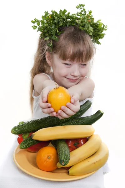 Овочі та фрукти це здорова їжа дітей . — стокове фото