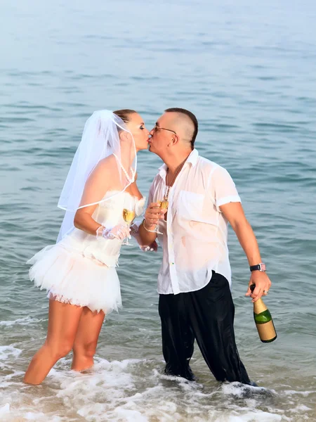 Esküvői csók — Stock Fotó