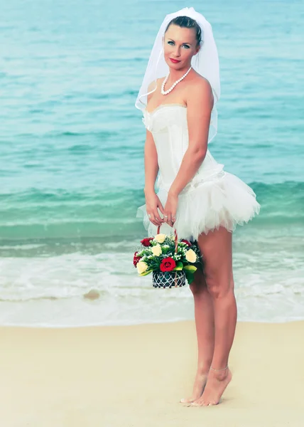 Тропическая невеста — стоковое фото