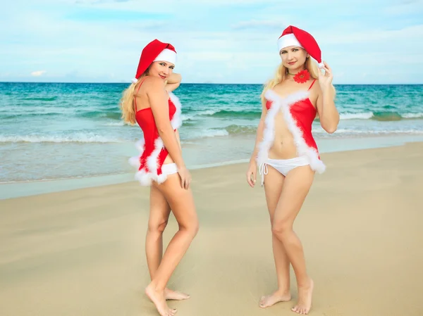 Zwei Weihnachtsmänner — Stockfoto