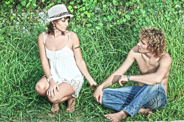 Portrait Sexy Young Couple Outdoor — Stock Photo, Image
