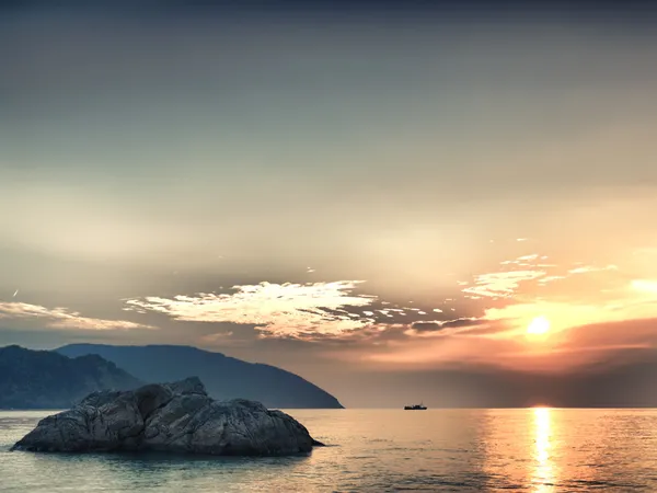 Sunrise Denize Dao Con Vietnam — Stok fotoğraf