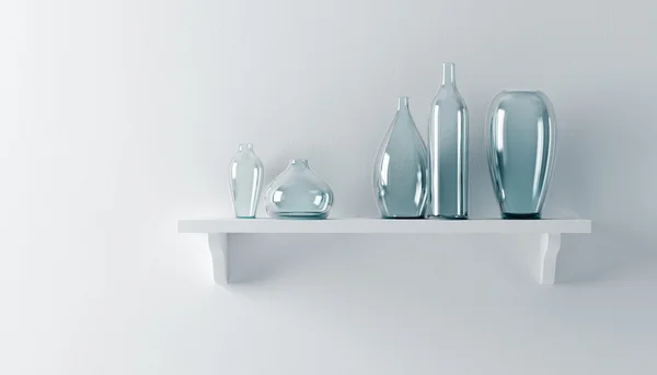 Керамические вазы на полке — стоковое фото