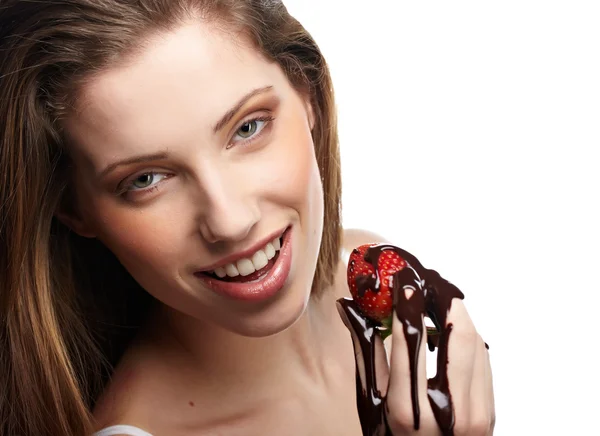 Çikolatalı Bir Çöl Ile Güzel Bir Kadın Portresi — Stok fotoğraf