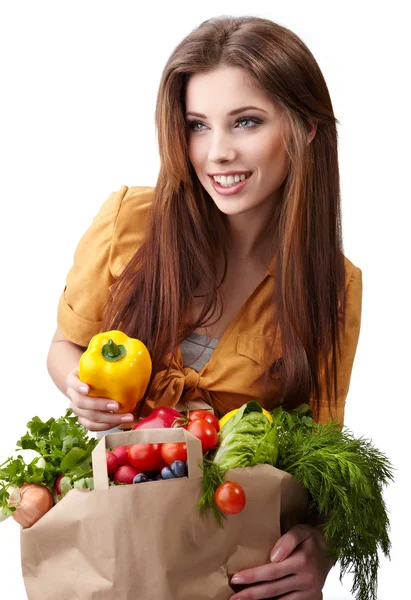 Kobieta trzyma worek pełen zdrowej żywności. zakupy . — Zdjęcie stockowe