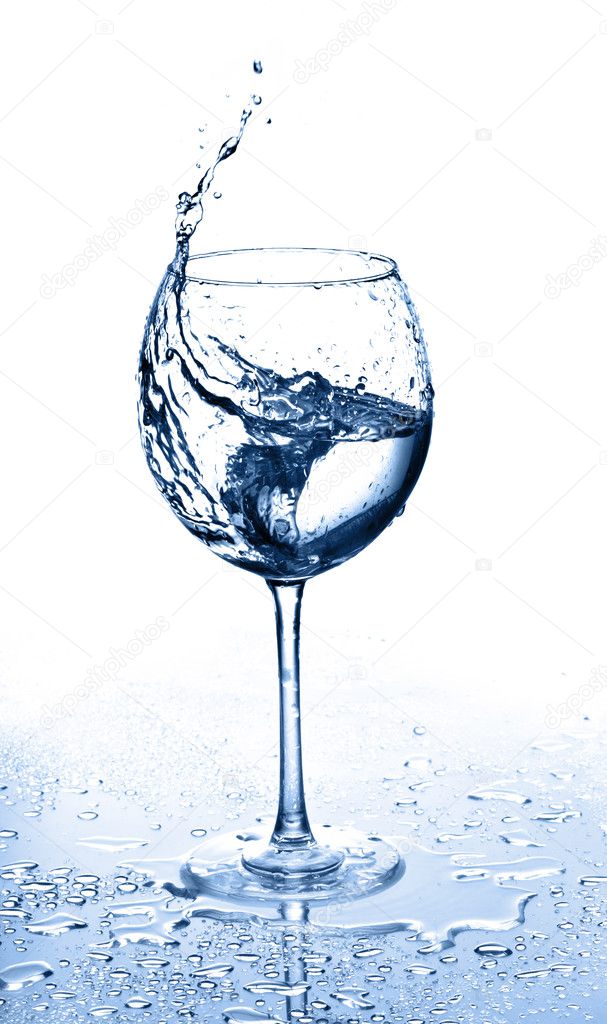 Splash in glass of water