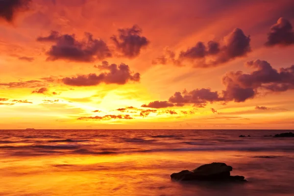 Güzel Tropikal Deniz Günbatımı Tayland — Stok fotoğraf