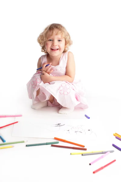 Kleines Mädchen Zeichnet Isoliert Auf Weiß — Stockfoto