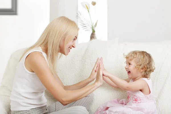 Happy Mother Daughter Home — Stock Photo, Image
