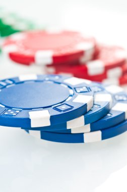 poker fişleri yığını