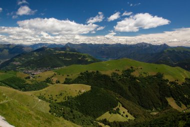 Monte generoso göster