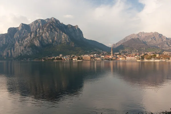 Dağları'lake yakınlarında