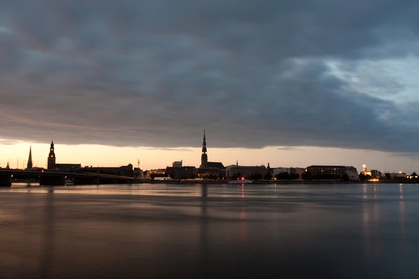 Velho Riga perto do rio — Fotografia de Stock