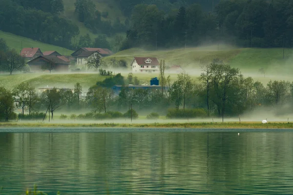 Widok z boku kraju w Szwajcarii — Zdjęcie stockowe