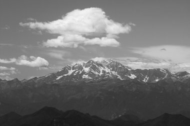 Monte generoso göster