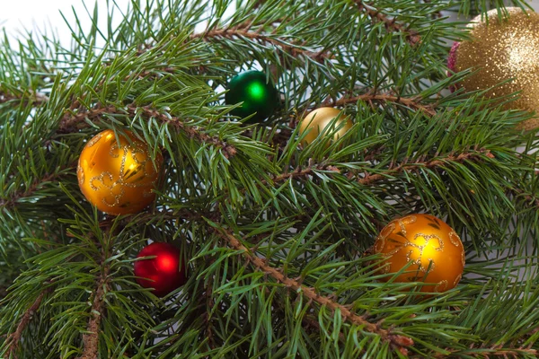 Jul granen med dekoration — Stockfoto