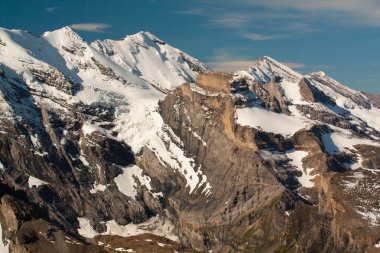 schilthorn dağ İsviçre'den göster