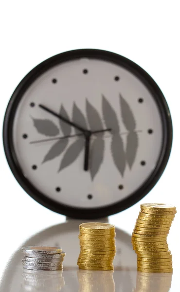 Euromynt på vit bakgrund — Stockfoto