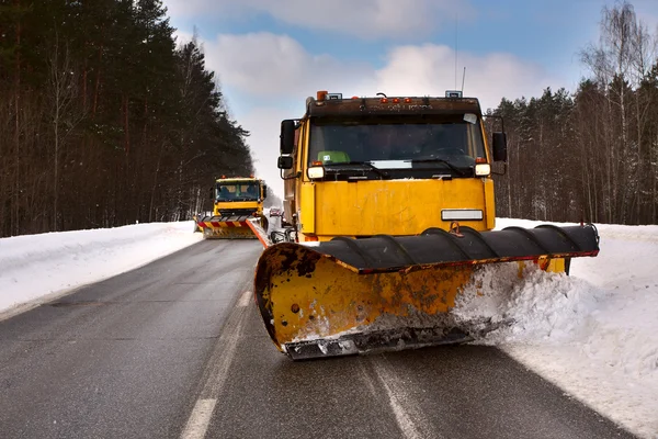 Snowplow vehicle working — Stock Photo, Image