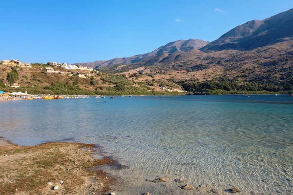 Озеро Курнас. Крит, Греция — стоковое фото