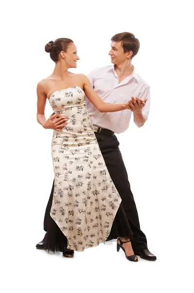 Gyönyörű fiatal pár tánc — Stock Fotó