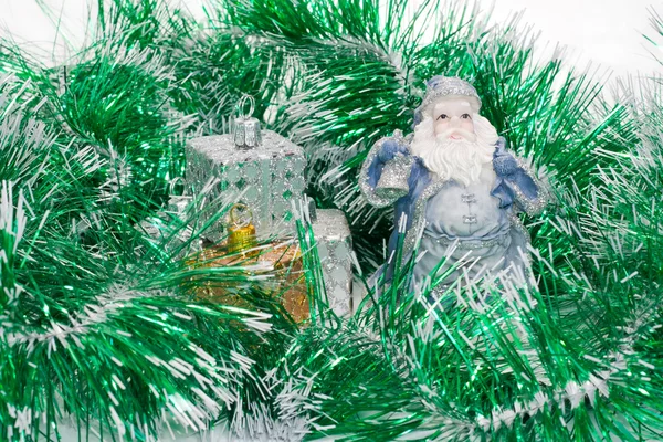 Санта Клаус в новогоднем душе — стоковое фото