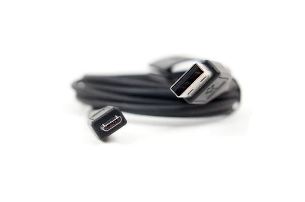 USB kabel mikro usb izolovaných na bílém pozadí — Stock fotografie