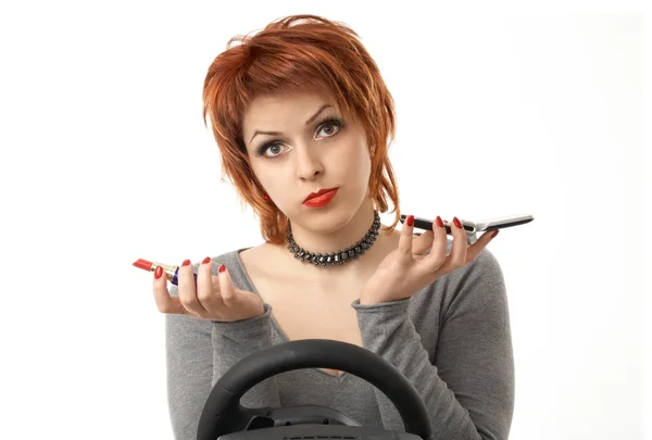 Typická žena za volantem — Stock fotografie