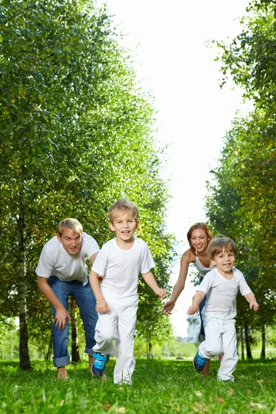 Correr niños — Foto de Stock