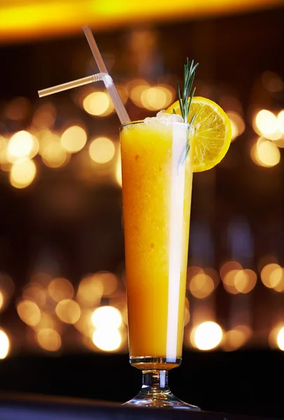 Yellow cocktail — Stock Photo, Image