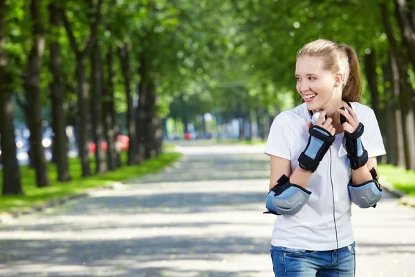 The charming sports girl — Stock Photo, Image