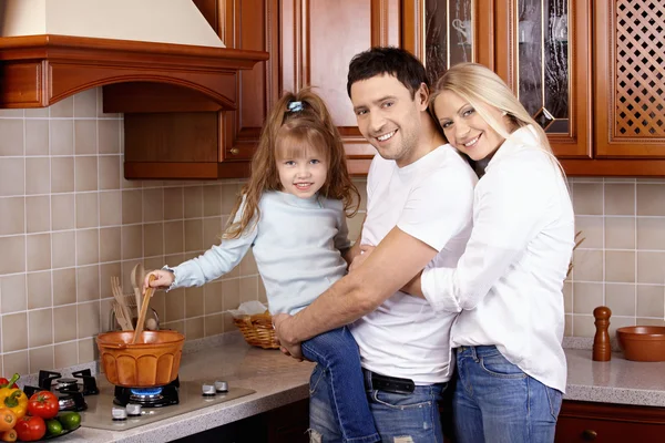 Parents with the child prepare — Stock Photo, Image