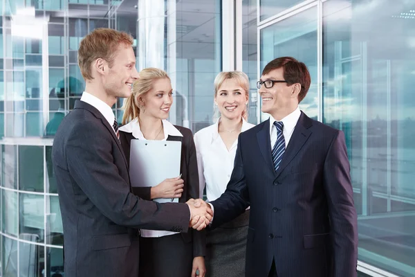 Business Shake Hands Each Other — Stock Photo, Image