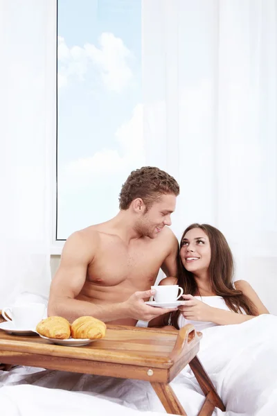 Young Man Brought Breakfast Bed Girl — Stock Photo, Image