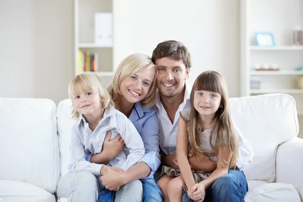 Young Families Children Home — Stock Photo, Image