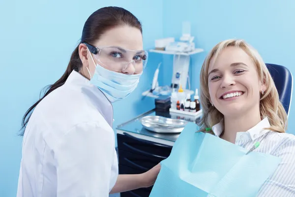 En odontología —  Fotos de Stock