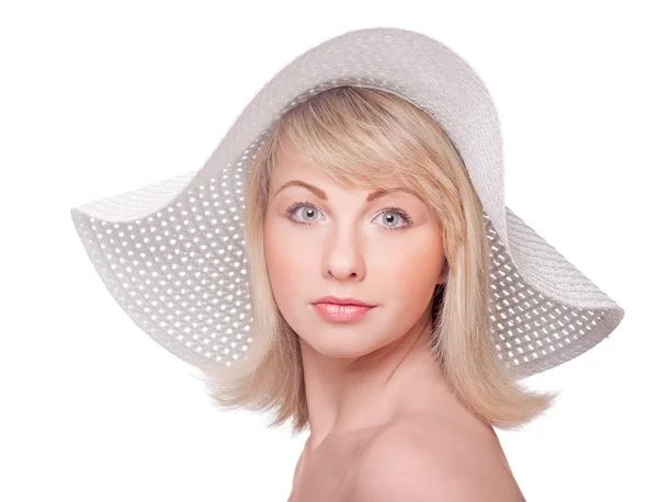 Krásná mladá model v klobouku — Stock fotografie