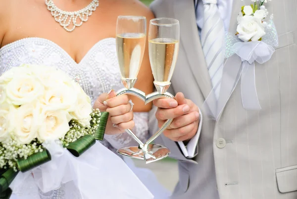 Wedding glasses — Stock Photo, Image
